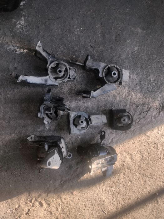 Подушки двигателя