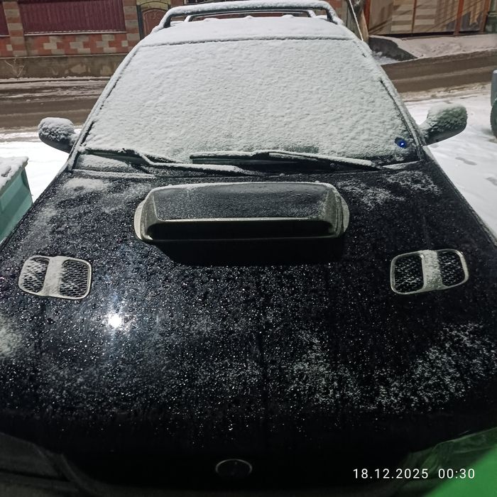 Продам машину Subaru