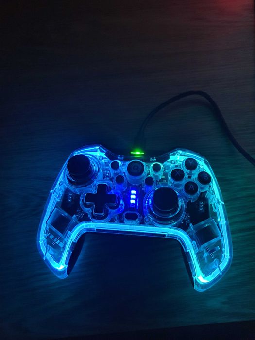 USB жичен геймпад за PC и Android