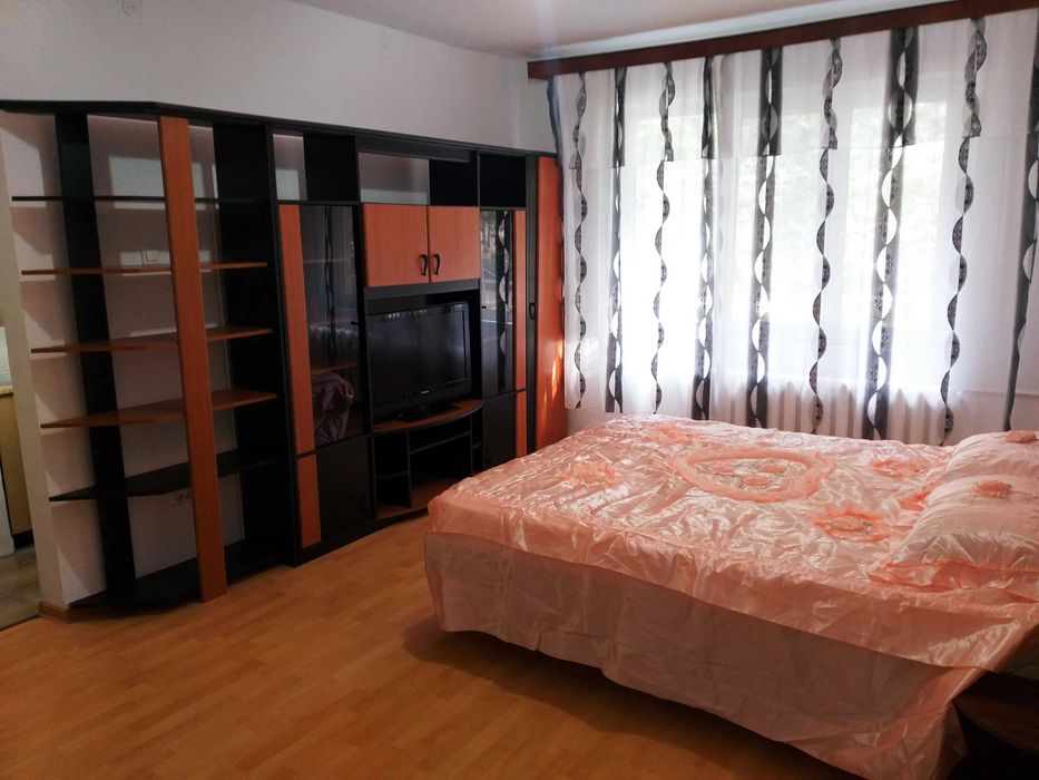 Proprietar inchiriez garsoniera confort 1 Aparatorii Patriei
