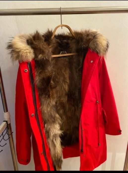 Продам парку теплая