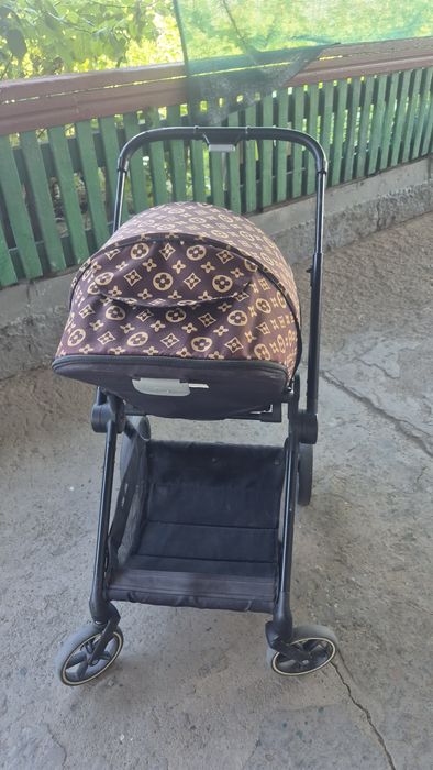 Коляска детская 15000
