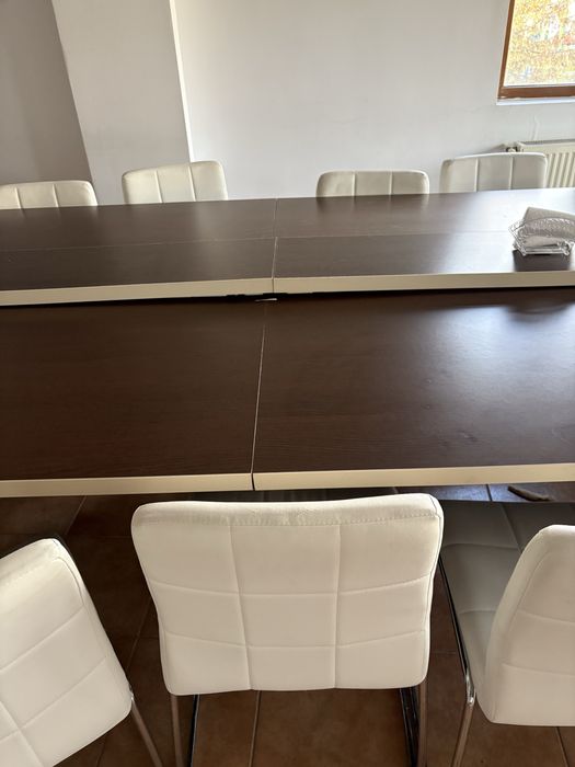 Masa dubla si 20 de scaune de vanzare