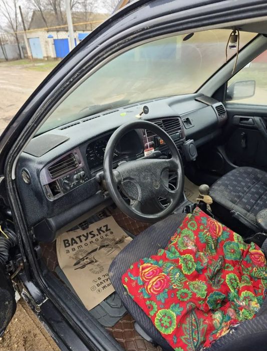 Запчасти на Volkswagen golf 3