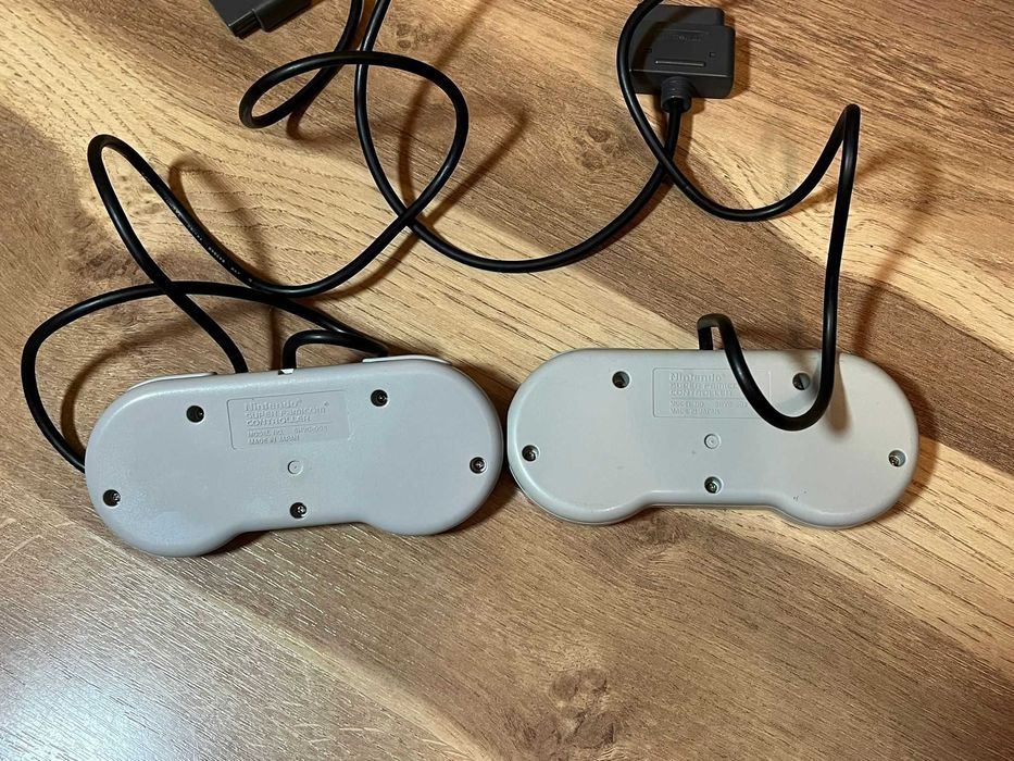 Nintendo Super Famicom Controllers Originale OEM x2 | SNES | Testate | Full Funcționale