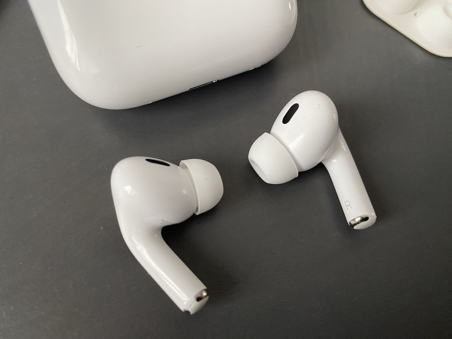 AirPods Pro 2 безжични слушалки