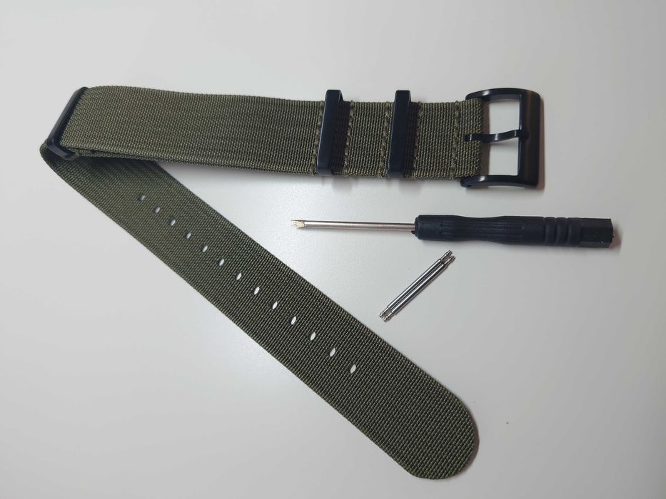 Curea bratara ceas tip nato textil 22 mm