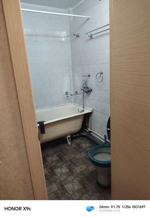 Продам 1,5-ку, по ул. Казахстан, 81