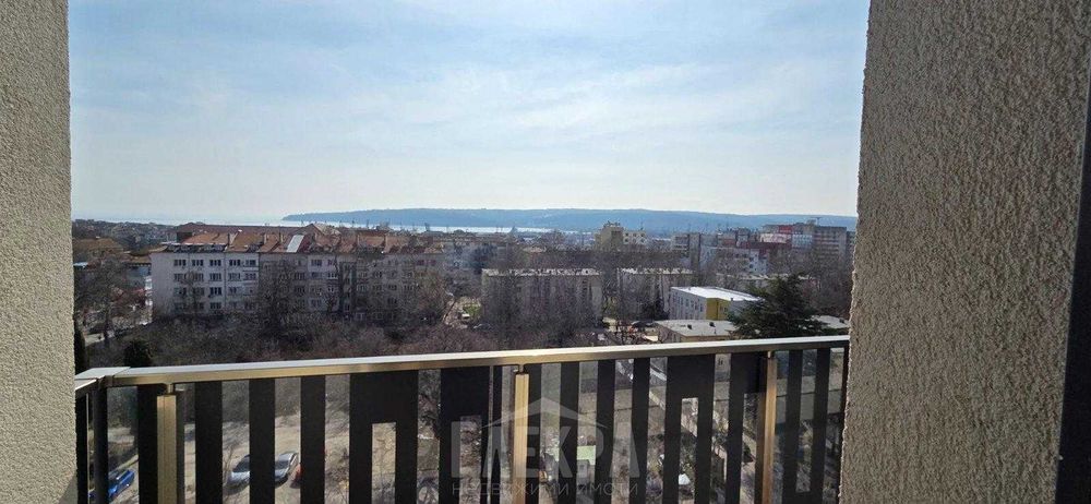 Продава се Двустаен апартамент в Варна, Център - 112 кв.м за 1316 €/кв.м - Снимка #8