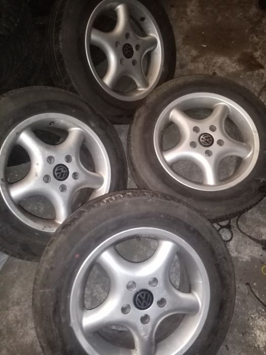 Дверь 5 Ая на AUDI A4B6  из Германии