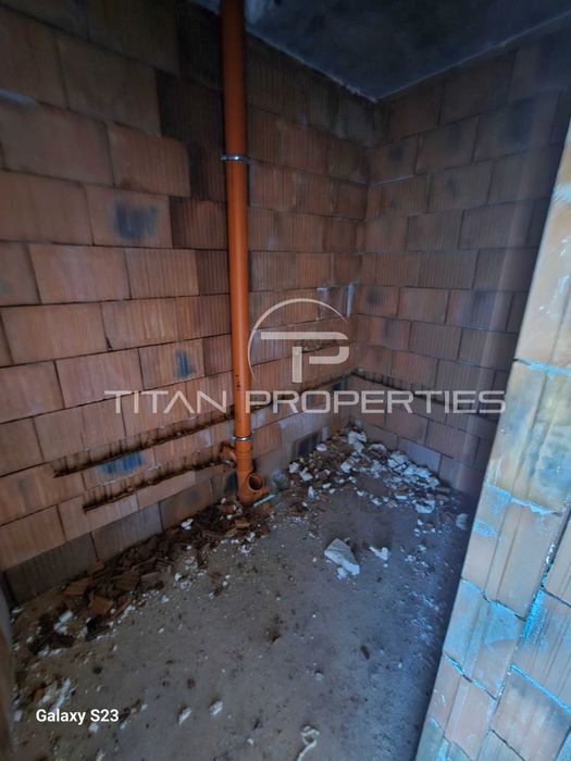 Тристаен апартамент Кършияка