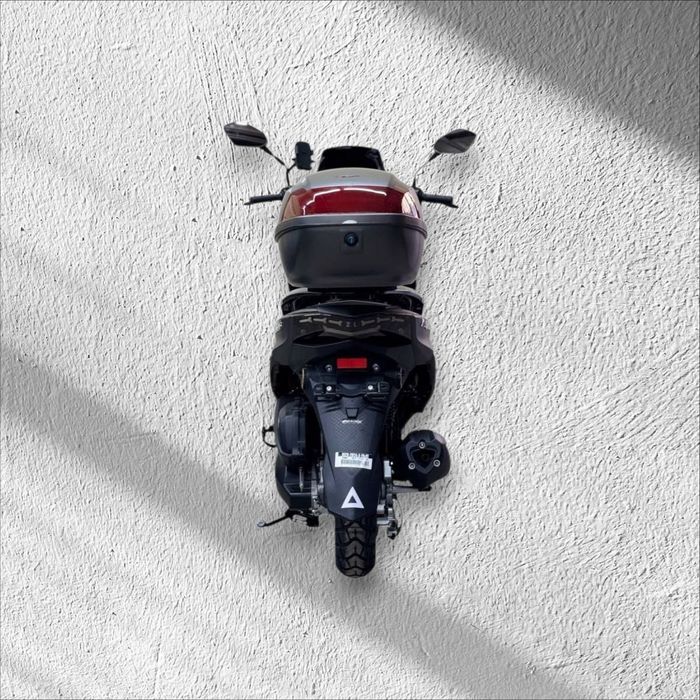 Gst tiger skuter 1200$, holati ideal