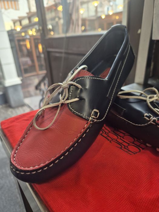 Нови кожени мокасини