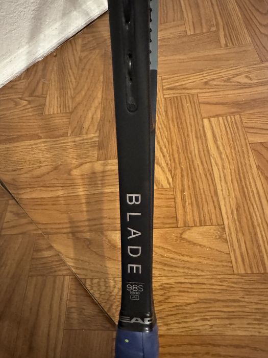 Racheta Wilson Blade 98S v7