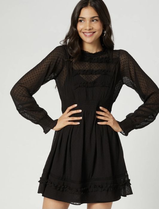 Нежна рокля М-Л размер