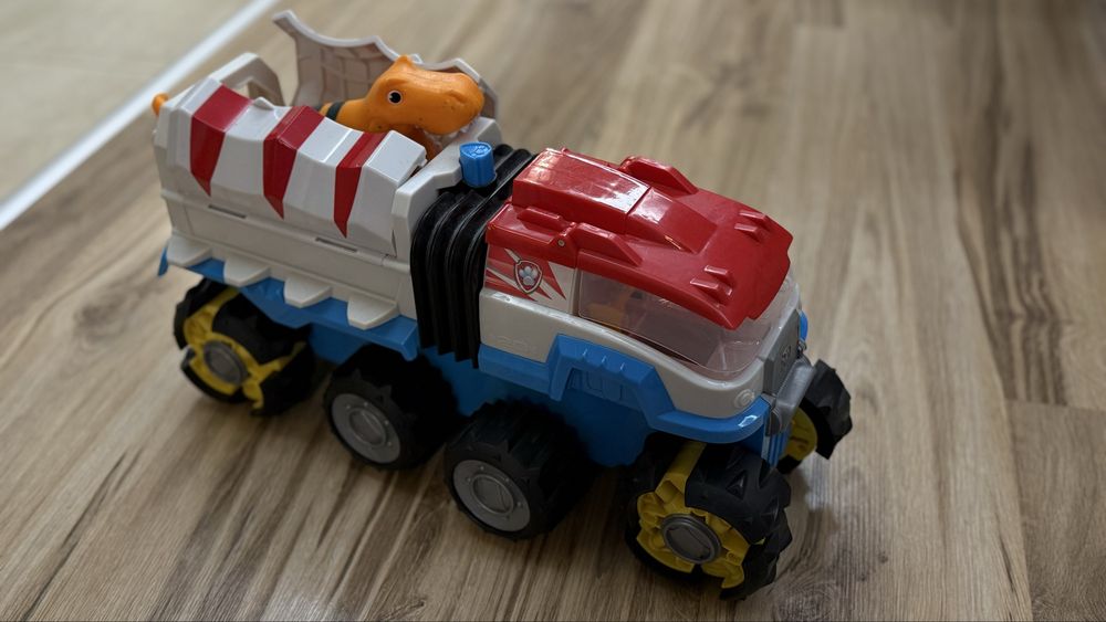 Игрален комплект Spin Master Paw Patrol Наблюдателница и Дино патрул