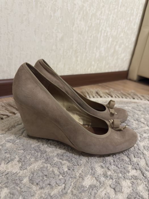 Туфли каждая по 15 тыс