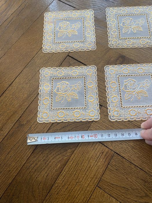 Подложки за чаши с рози