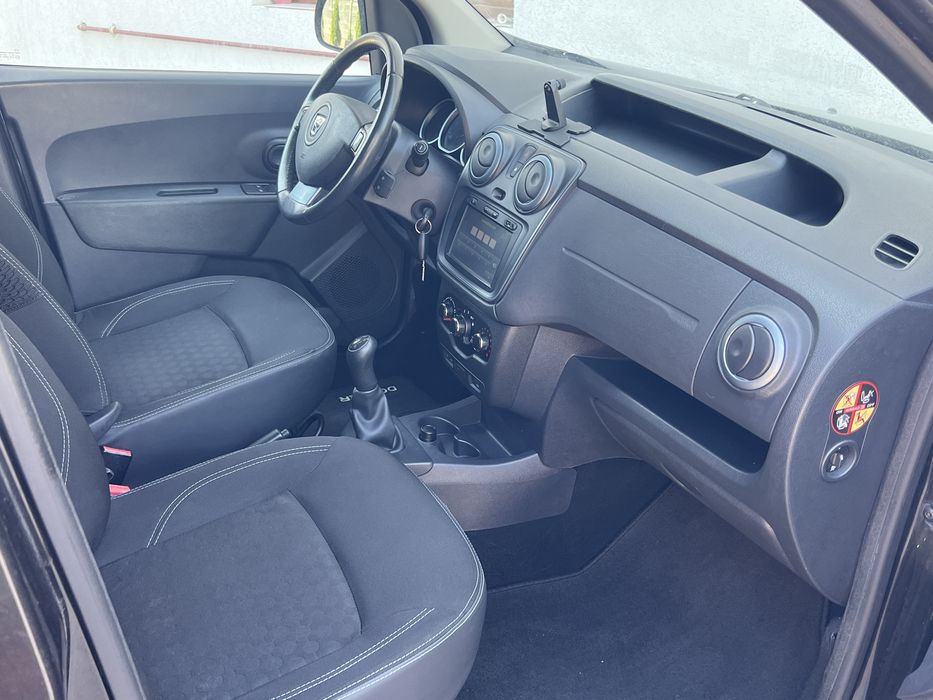 Dacia Dokker Stepway//Recent Adusa