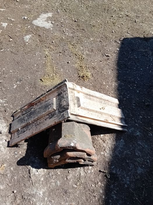 Țiglă si coame de vanzare