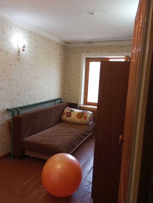 Продаю свою квартиру Чилонзар 9  2/4/4