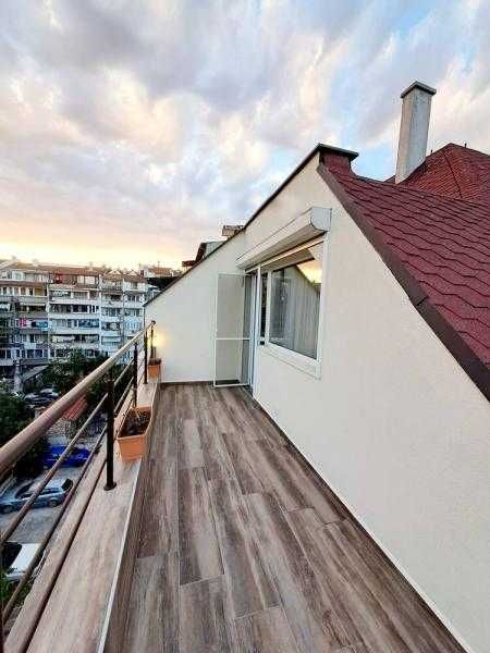 Дава се под наем Двустаен апартамент в Бургас, Лазур - 70 кв.м за 484.5 € - Снимка #4