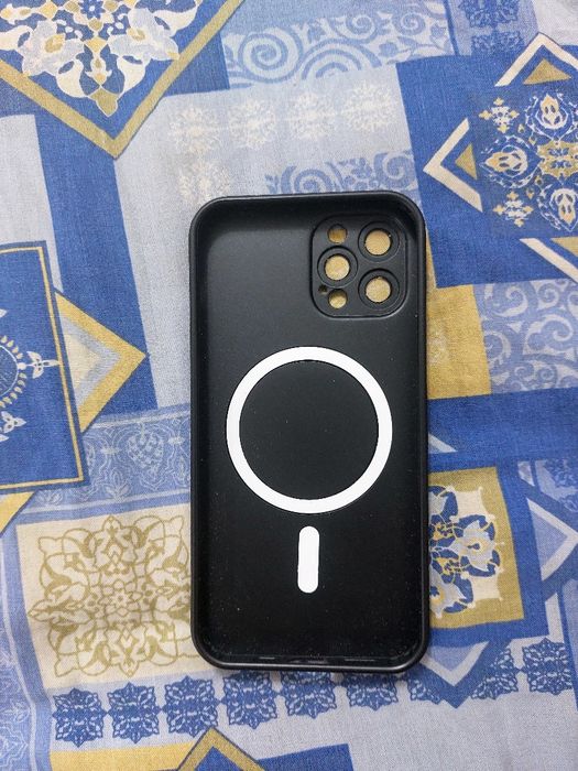 Айфон 12 про чехол