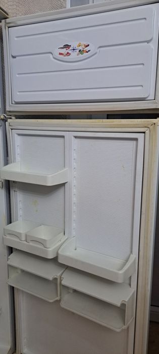 Холодильник  продам
