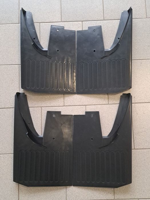 Aparatori Noroi Sprinter Preșuri Noroi VW LT 1996 2006 SET 4 BUCĂȚI