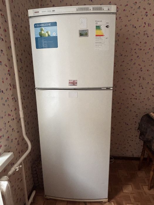 Продам б/у холодильник