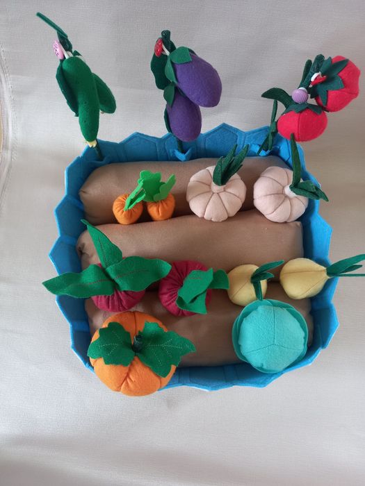 Игрушки из фетра (огород)