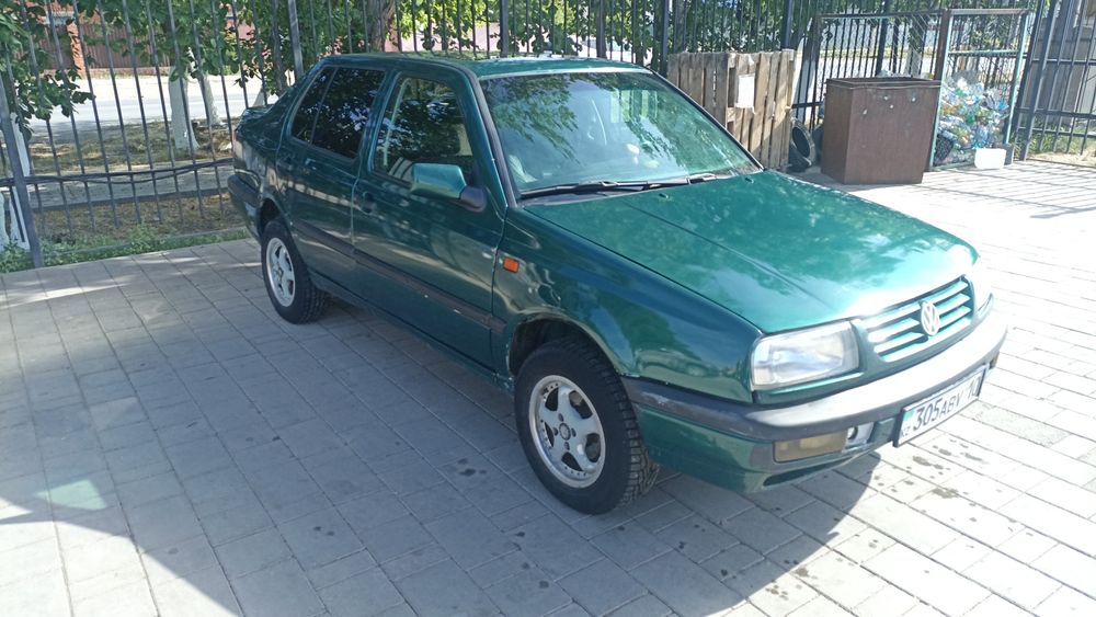 Продам машину. Машина на ходу