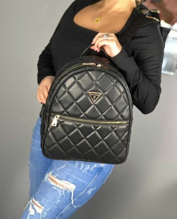 Раници дамски топ модели