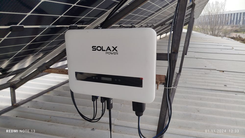 Quyosh panellari.  Солничный панел.