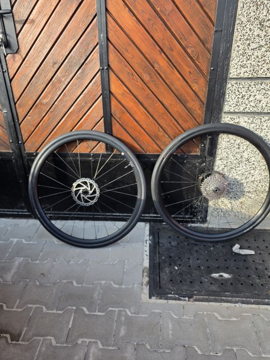 Giant капли pr2 с гуми giant fondo 622-100x32 с дискове и касета Shimano 105 12 11-36