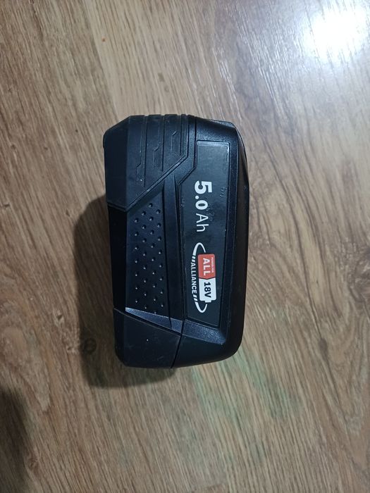 Baterie Bosch 18v 5A in stare foarte buna