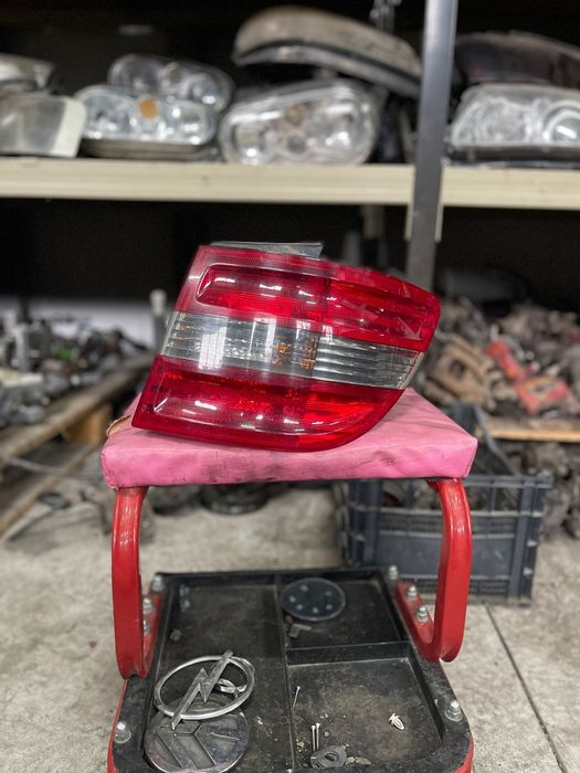 Стопове mercedes B класа