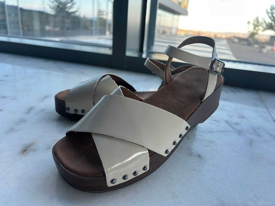 Sandale ZARA fete - clogs