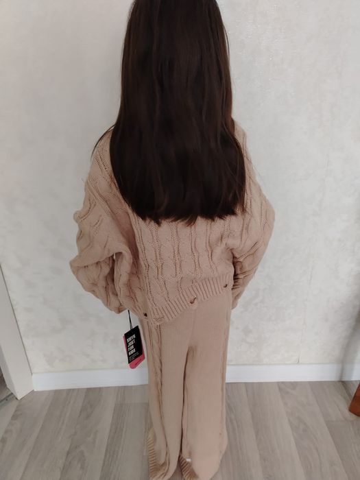 Продам костюм детский для девочек