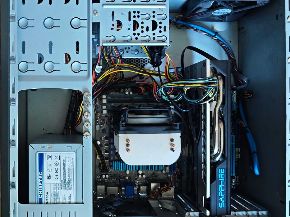 Супер евтин геймърски компютър