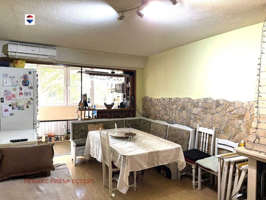 Продава се Двустаен апартамент в Русе, Родина 1 - 58 кв.м за 1550 €/кв.м - Снимка #3