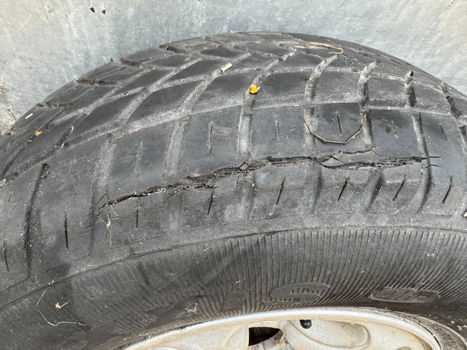 Алуминиеви джанти с гуми 15 цола за джип Mitsubishi Pajero