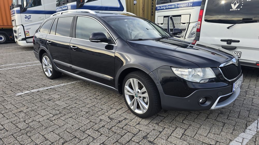 SKODA Superb 2013 — imagine 87