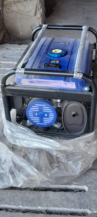 Продам генератор