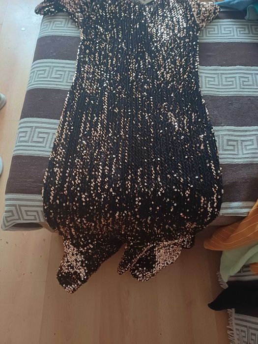 Продаются платья