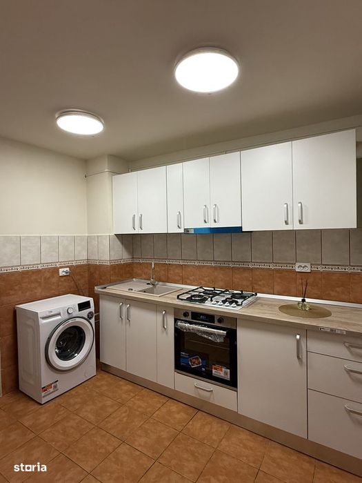 Inchiriez apartament cu 2 camere
