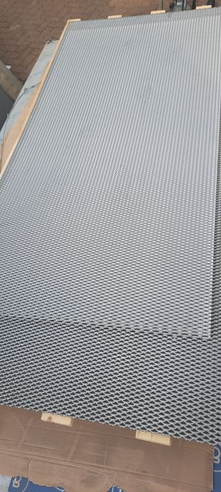 Tablă expandata 2 mm grosime