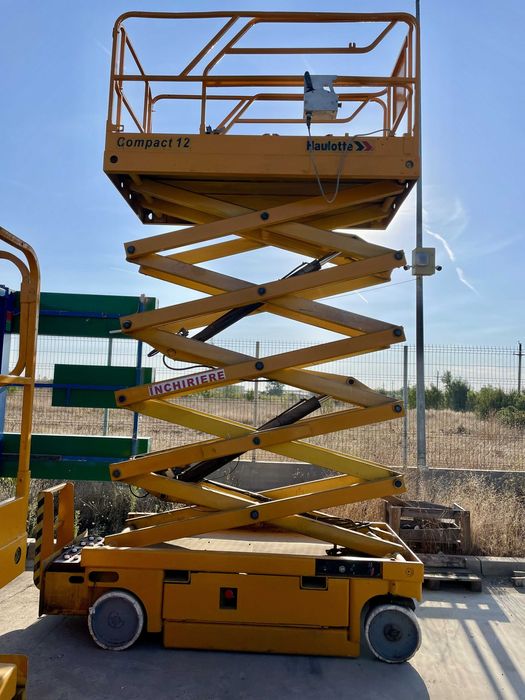 Nacele electrice Haulotte Compact 10 și Compact 12 (10m, 12m)