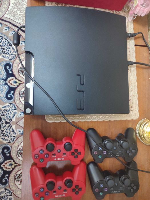 Игравальная приставка, классная!