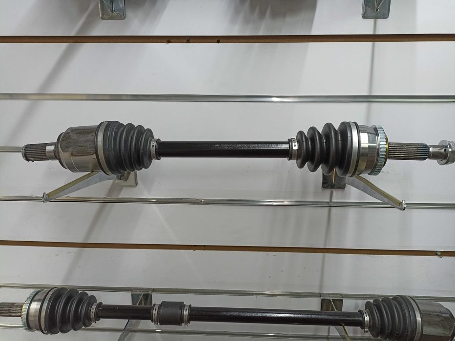 Привод в сборе гранаты на Nissan Note